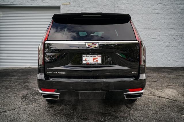 used 2022 Cadillac Escalade ESV car, priced at $67,492