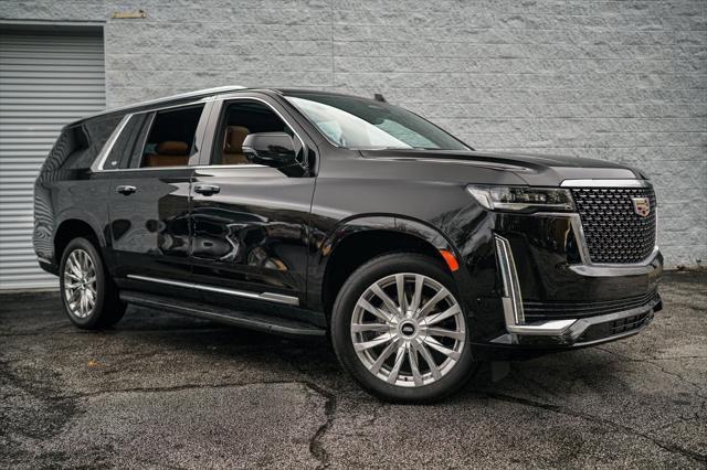 used 2022 Cadillac Escalade ESV car, priced at $67,492