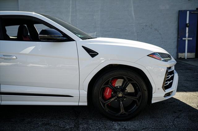 used 2021 Lamborghini Urus car, priced at $179,901