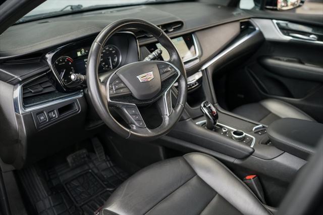 used 2021 Cadillac XT5 car, priced at $29,292