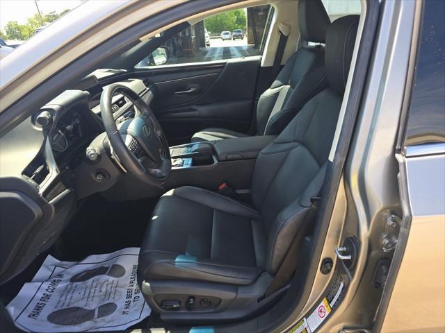 used 2019 Lexus ES 350 car, priced at $31,992