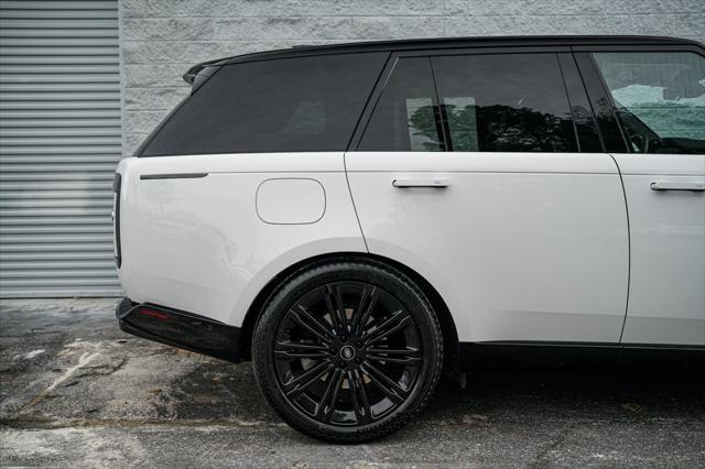 used 2022 Land Rover Range Rover car, priced at $110,797