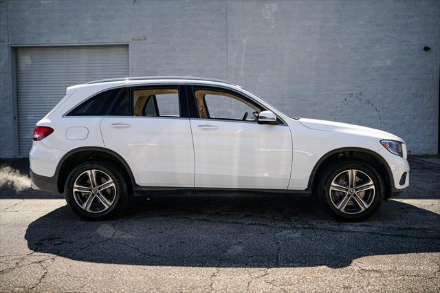 used 2019 Mercedes-Benz GLC 300 car, priced at $19,797