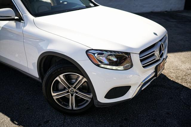 used 2019 Mercedes-Benz GLC 300 car, priced at $19,797