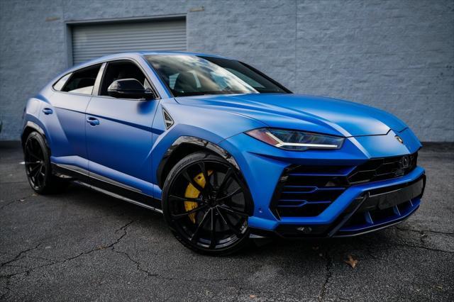 used 2019 Lamborghini Urus car, priced at $159,995