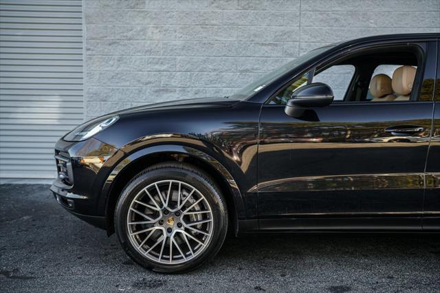 used 2022 Porsche Cayenne car, priced at $50,997