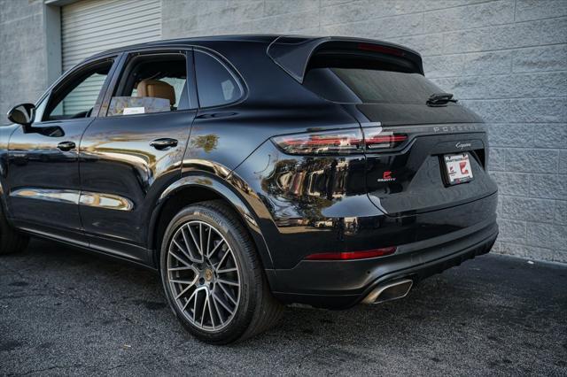 used 2022 Porsche Cayenne car, priced at $50,997