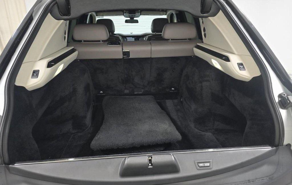 used 2019 Rolls-Royce Cullinan car, priced at $194,495