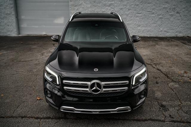 used 2021 Mercedes-Benz GLB 250 car, priced at $27,495