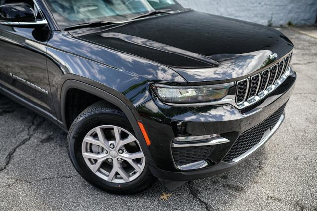 used 2022 Jeep Grand Cherokee car, priced at $29,992