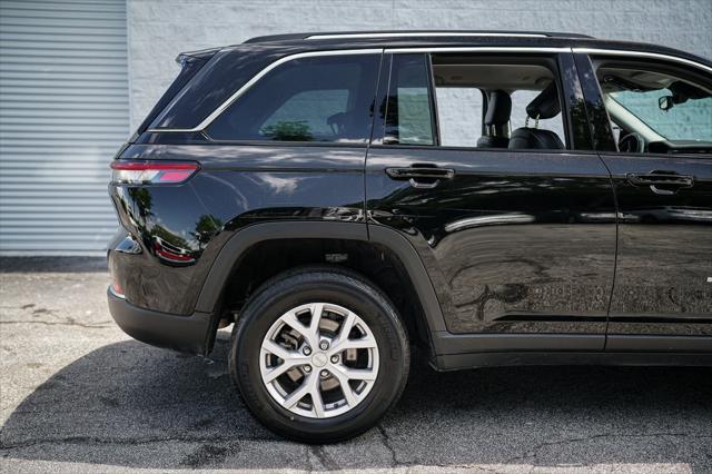 used 2022 Jeep Grand Cherokee car, priced at $29,992