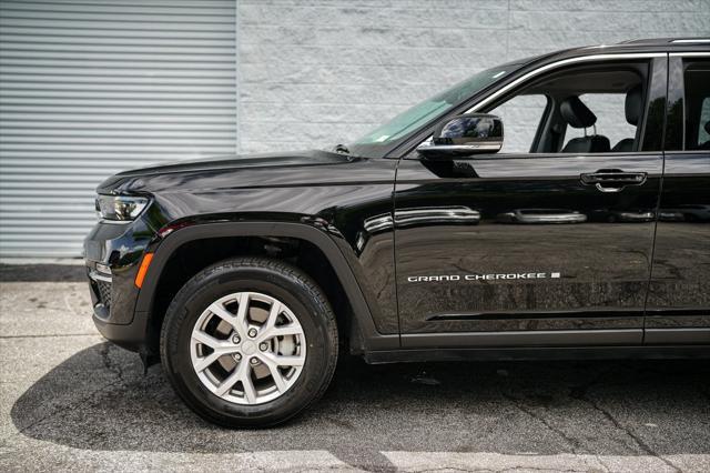 used 2022 Jeep Grand Cherokee car, priced at $29,992