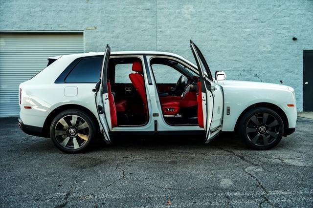 used 2020 Rolls-Royce Cullinan car, priced at $255,997