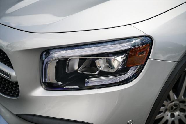 used 2021 Mercedes-Benz GLB 250 car, priced at $26,872