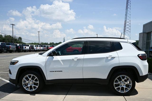 new 2024 Jeep Compass car, priced at $35,077