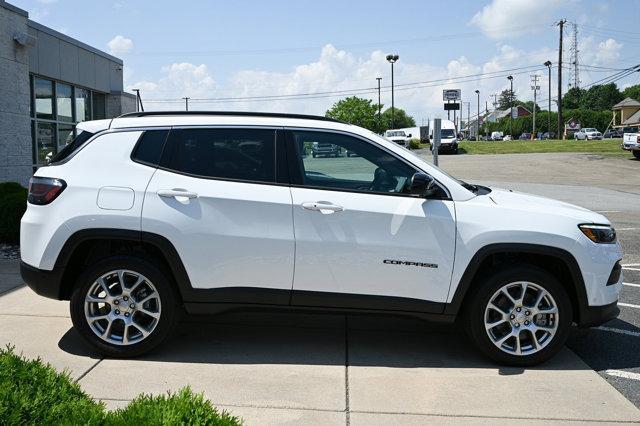 new 2024 Jeep Compass car, priced at $35,077