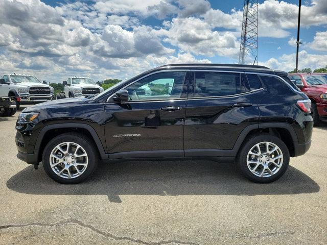 new 2024 Jeep Compass car, priced at $28,334