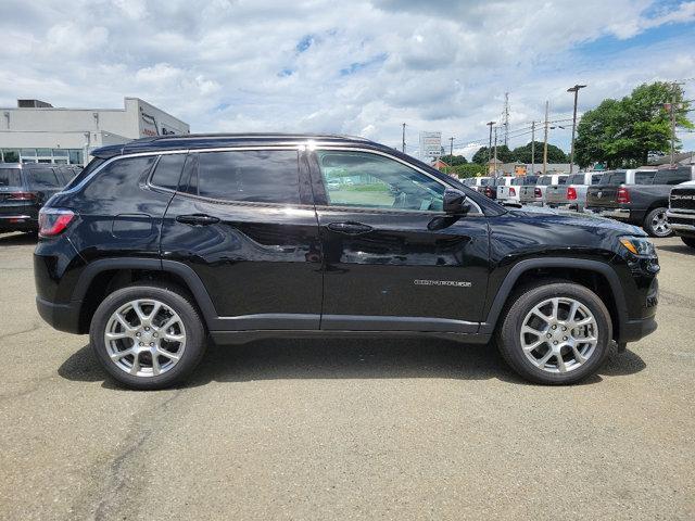 new 2024 Jeep Compass car, priced at $28,334