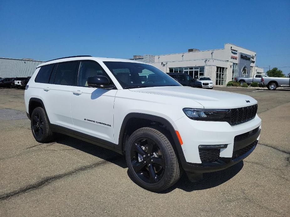 new 2024 Jeep Grand Cherokee L car, priced at $62,735