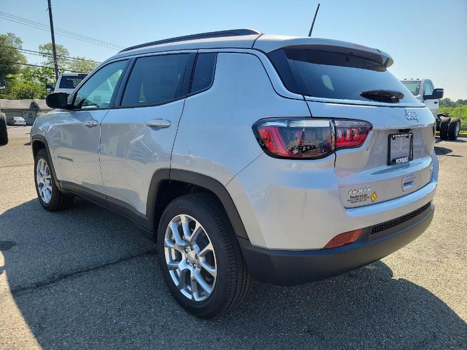 new 2024 Jeep Compass car, priced at $34,085