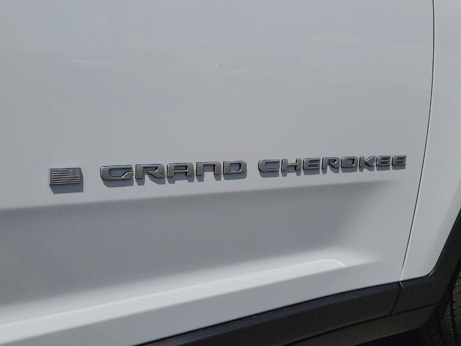 new 2024 Jeep Grand Cherokee L car, priced at $61,640