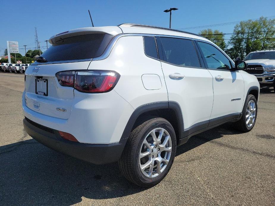 new 2024 Jeep Compass car, priced at $33,490