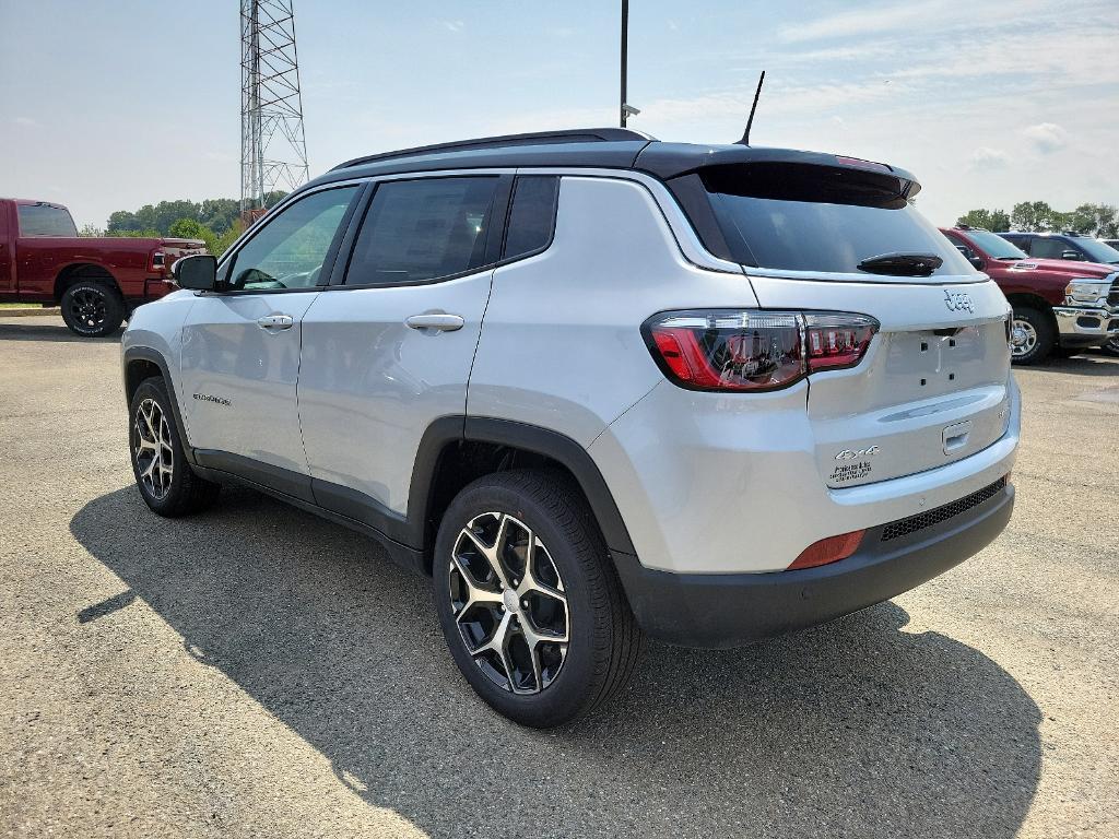 new 2024 Jeep Compass car, priced at $32,093