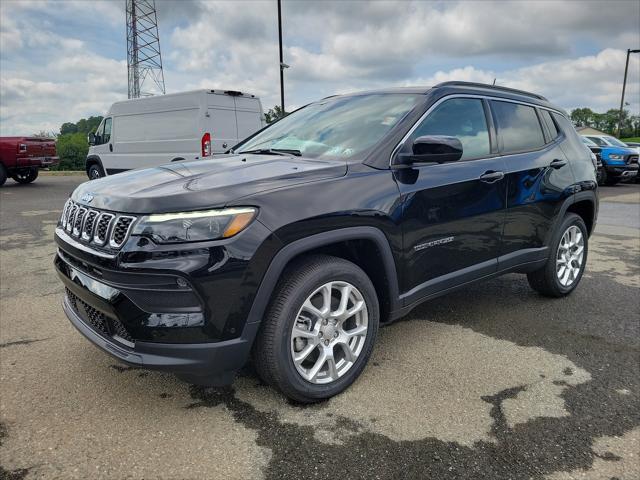 new 2024 Jeep Compass car, priced at $35,625