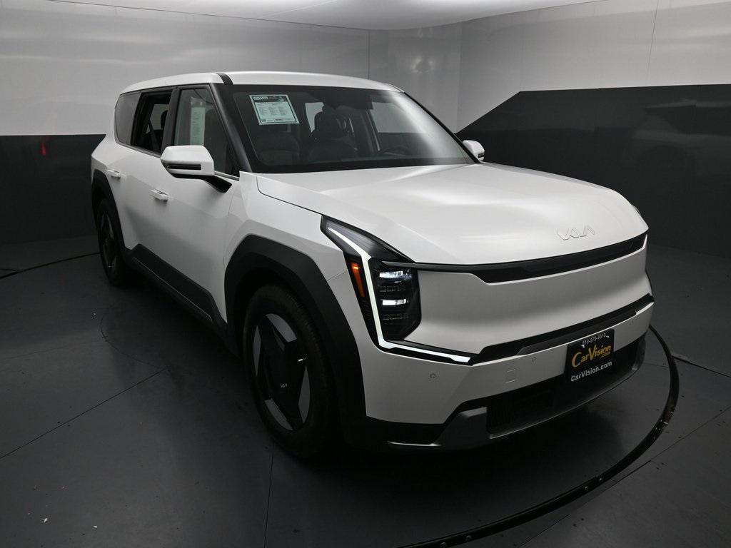 used 2024 Kia EV9 car, priced at $39,998