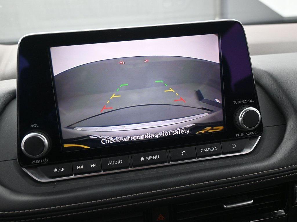 used 2022 Nissan Rogue car, priced at $18,999