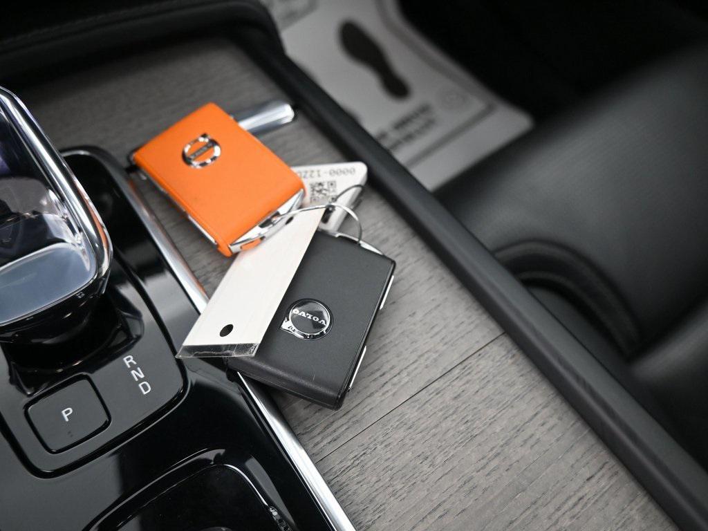 used 2023 Volvo XC90 car, priced at $37,999