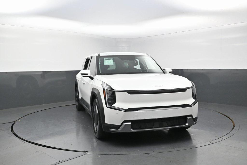 used 2024 Kia EV9 car, priced at $35,999