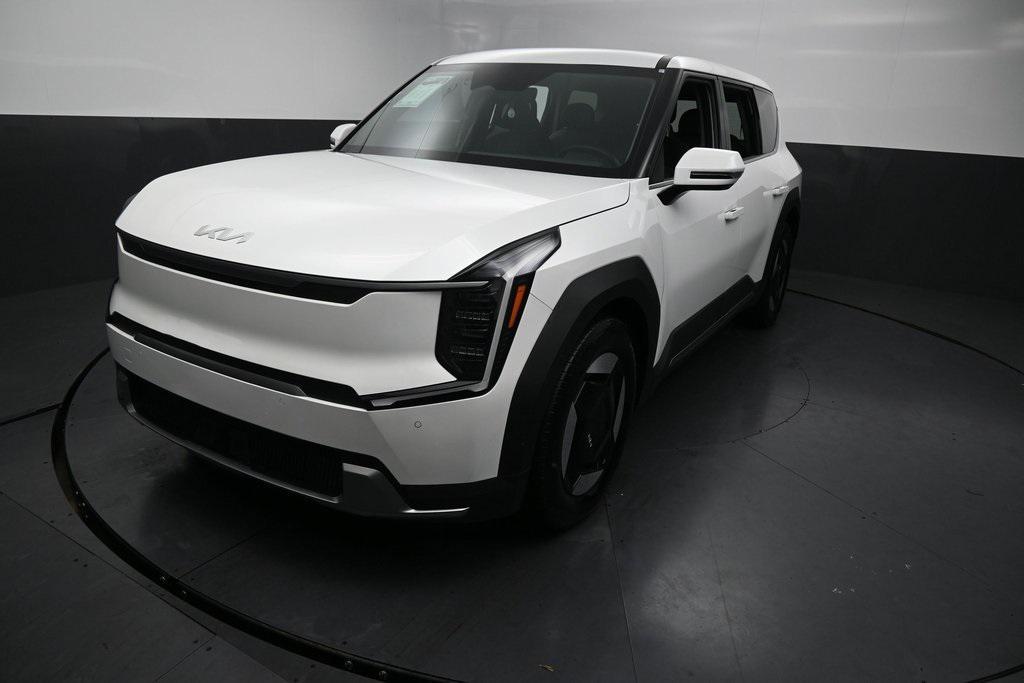 used 2024 Kia EV9 car, priced at $35,999