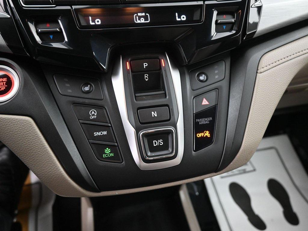 used 2024 Honda Odyssey car, priced at $33,499