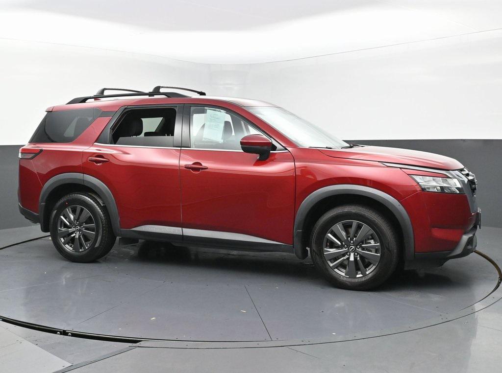 used 2022 Nissan Pathfinder car, priced at $19,999