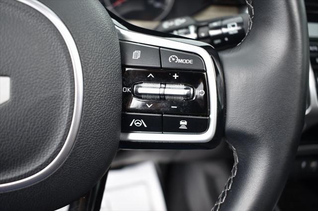 used 2022 Kia Sorento car, priced at $26,499