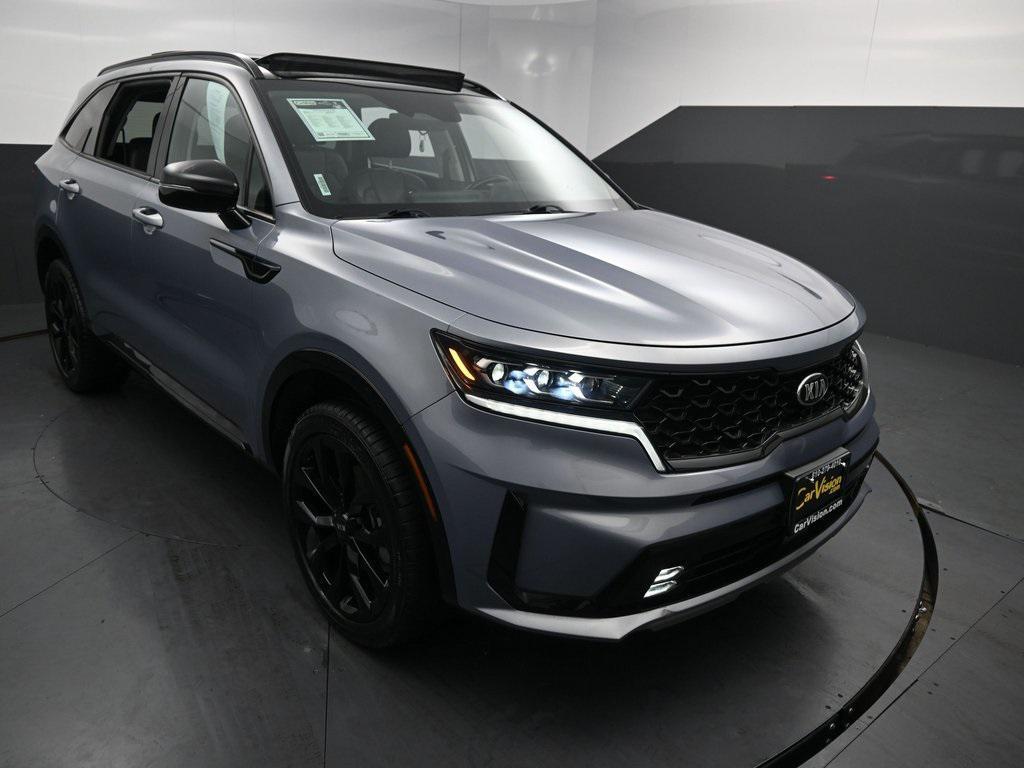 used 2021 Kia Sorento car, priced at $22,499