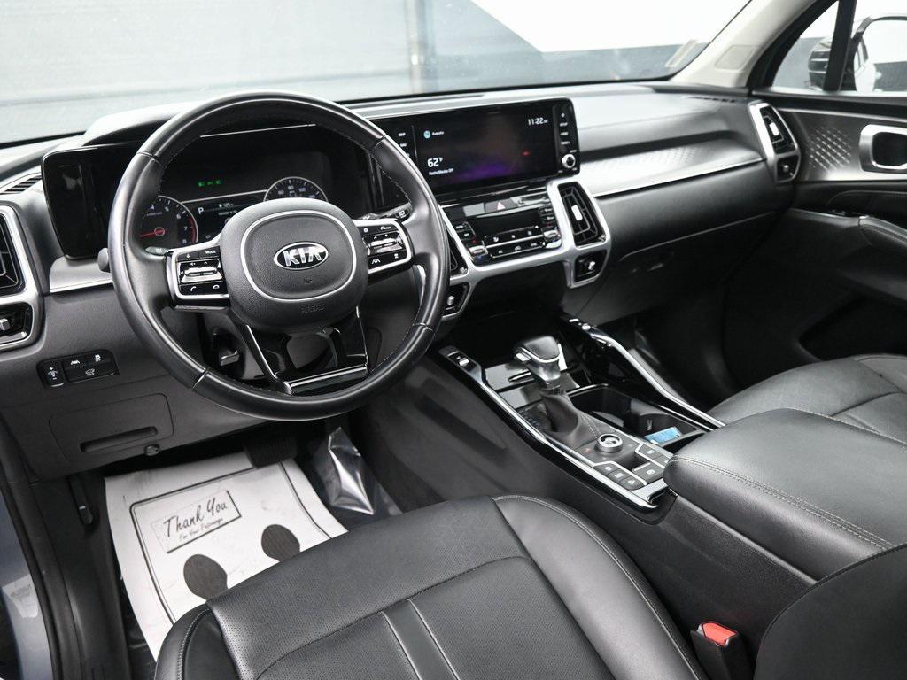 used 2021 Kia Sorento car, priced at $22,499