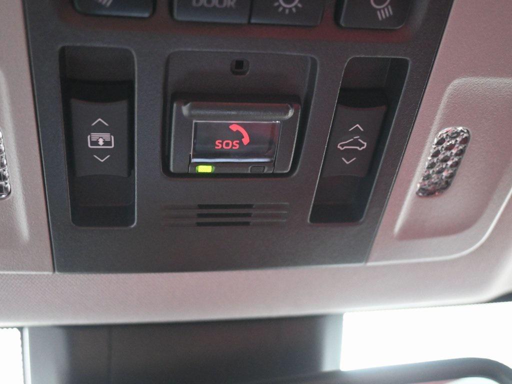 used 2022 Toyota Camry car, priced at $25,499