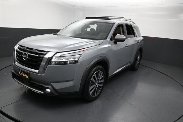 used 2022 Nissan Pathfinder car, priced at $30,999
