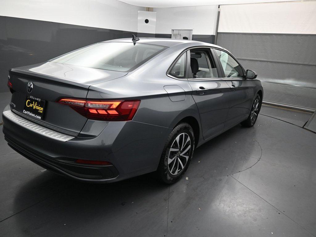 used 2024 Volkswagen Jetta car, priced at $17,499