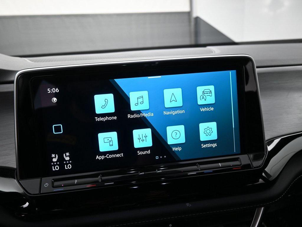 used 2024 Volkswagen Atlas Cross Sport car, priced at $30,498