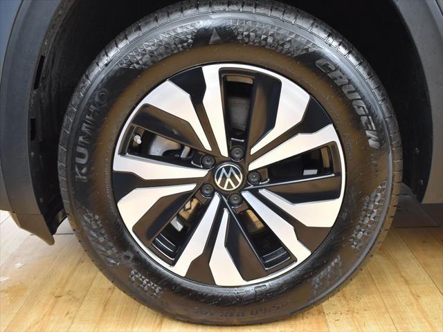 used 2024 Volkswagen Atlas Cross Sport car, priced at $31,499