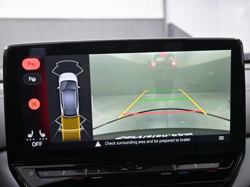 used 2024 Volkswagen ID.4 car, priced at $17,998