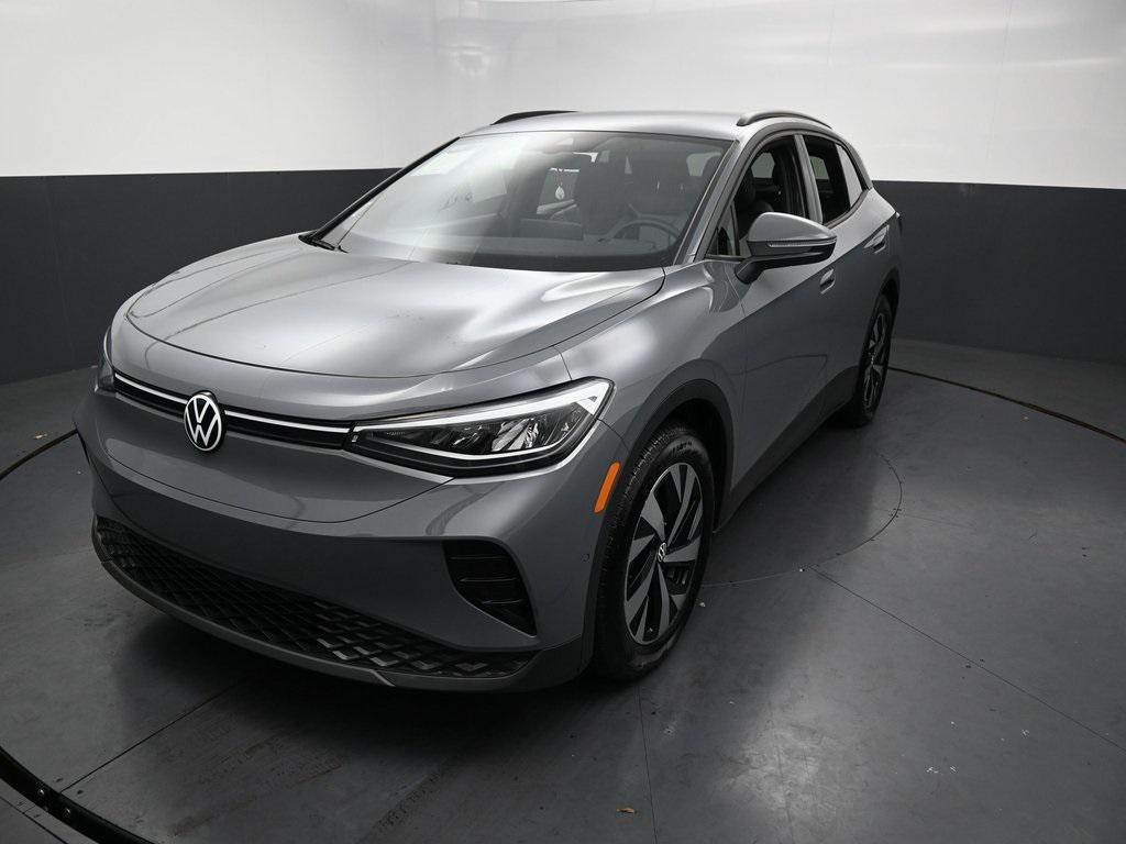 used 2024 Volkswagen ID.4 car, priced at $17,998