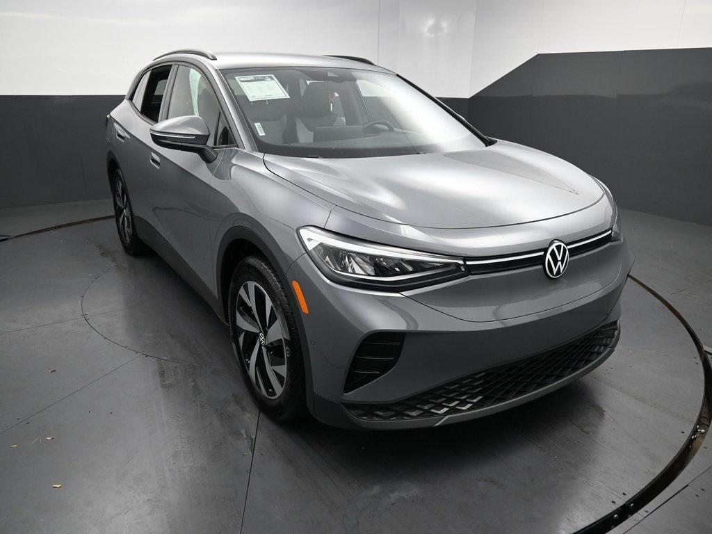 used 2024 Volkswagen ID.4 car, priced at $17,998