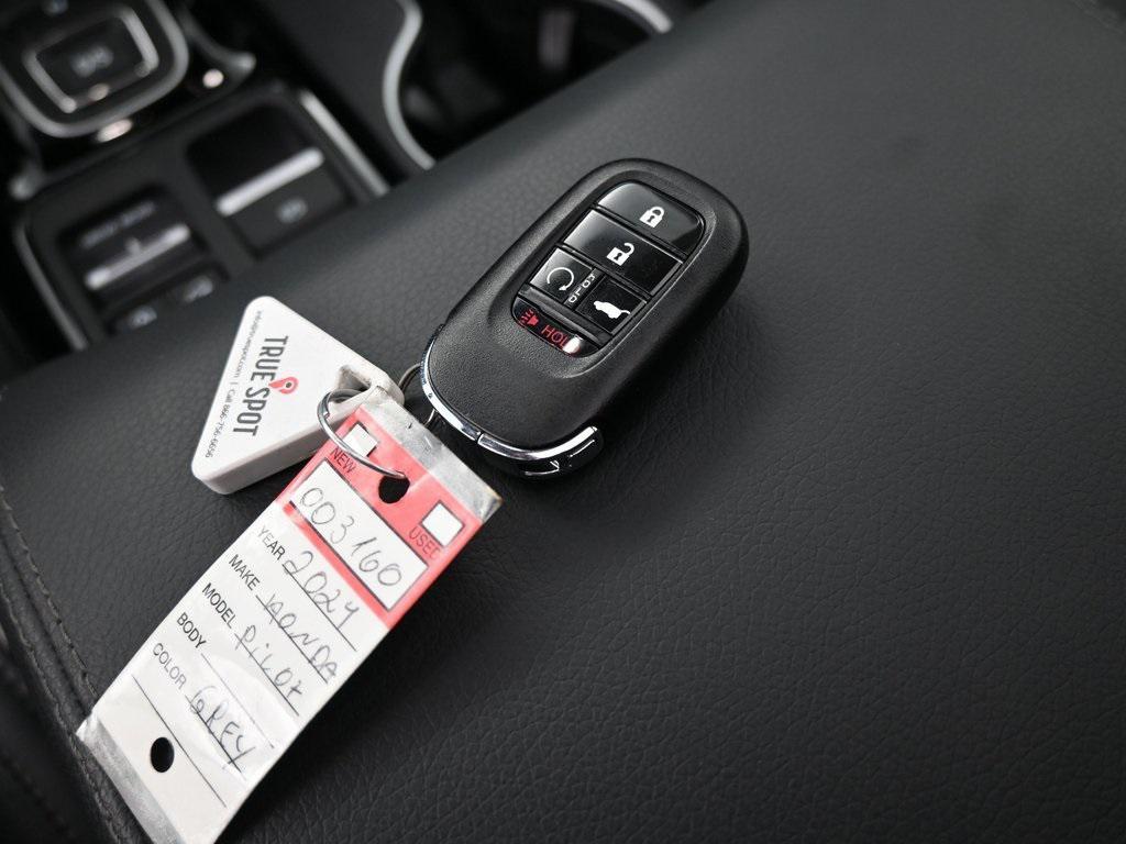 used 2024 Honda Pilot car, priced at $41,999