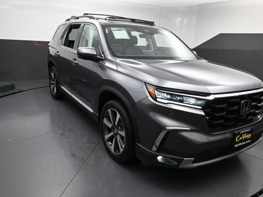 used 2024 Honda Pilot car, priced at $41,999