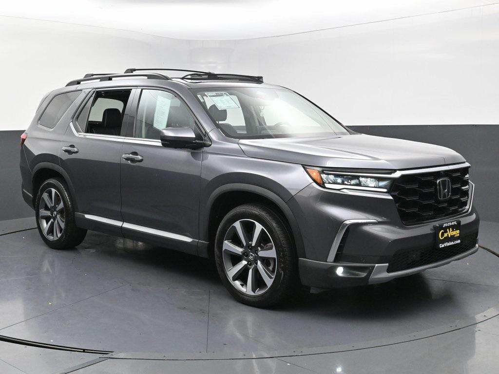 used 2024 Honda Pilot car, priced at $41,999