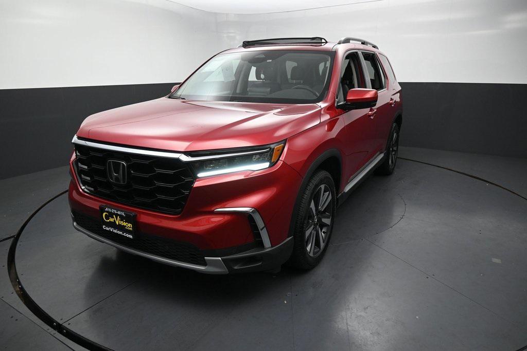 used 2024 Honda Pilot car, priced at $40,499